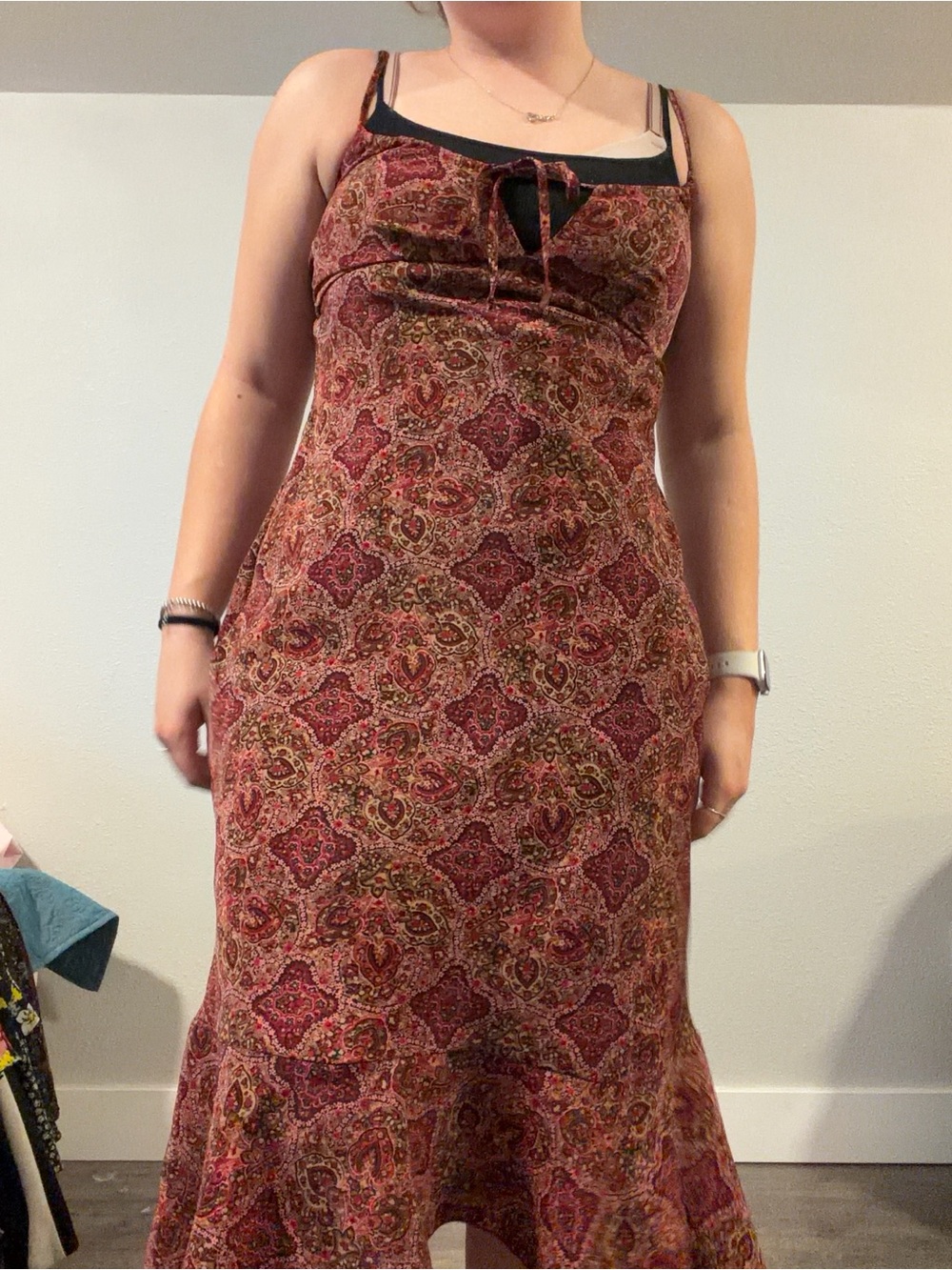 90s Women’s Paisley Maxi Dress in Burgundy